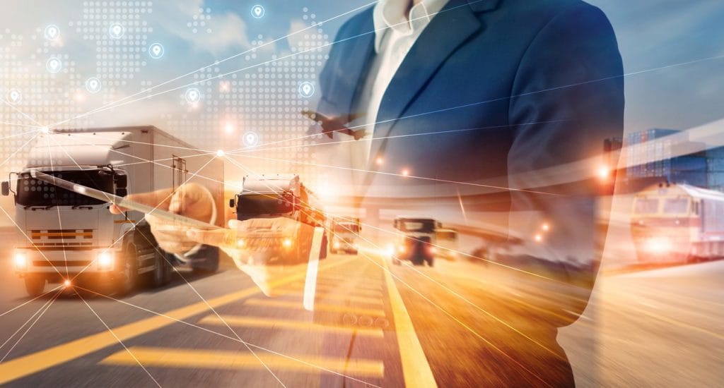 Jakie przepisy regulują międzynarodowy transport lądowy towarów?