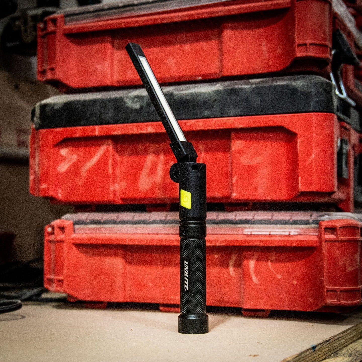 Latarka inspekcyjna – niezbędne narzędzie dla profesjonalistów