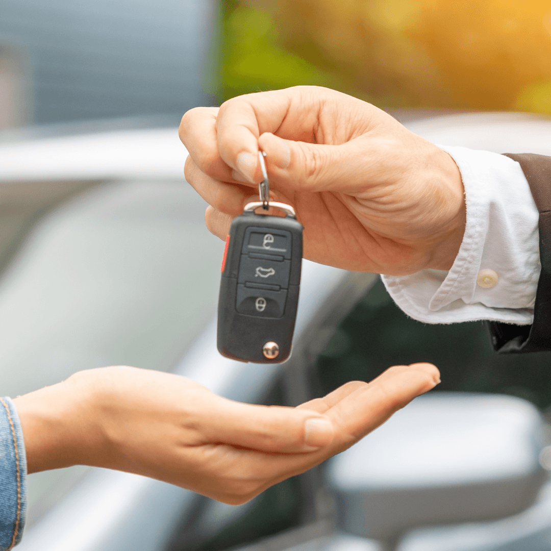 Praktyczne porady dla osób wypożyczających samochód po raz pierwszy z wypożyczalni